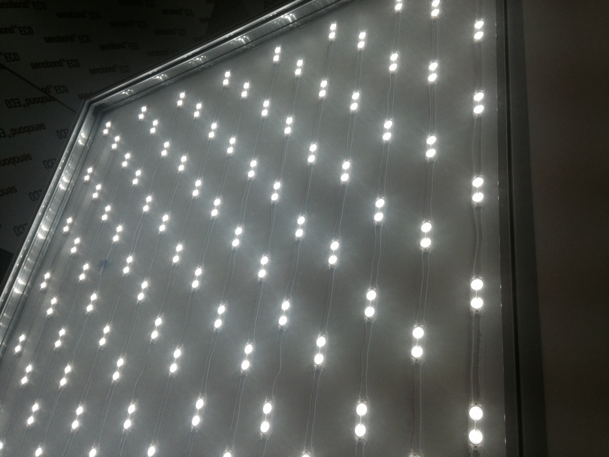 LED - Leuchtschild 2-seitig rechteckig